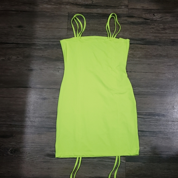 Ruched Bodycon Neon Dress Size Large Bright Neon Dress - Picture 4 of 10